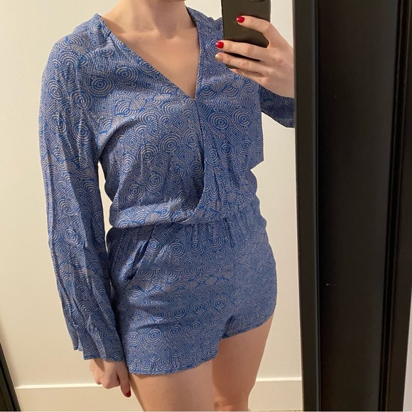 Blue & Cream Paisley Romper - Picture 2 of 3